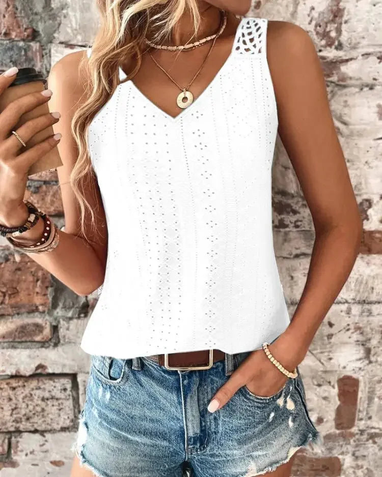 Elara Lace Tee – Leveza e Elegância