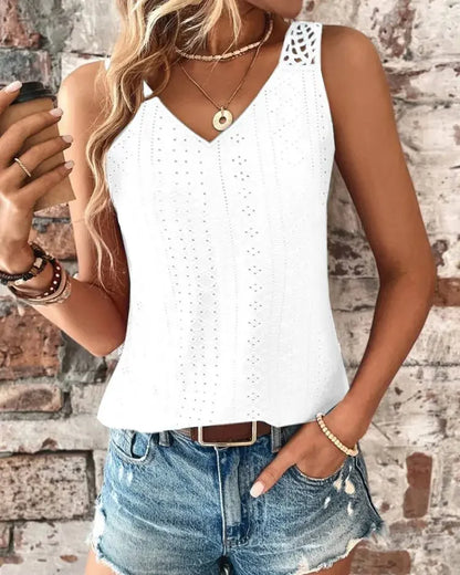 Elara Lace Tee – Leveza e Elegância