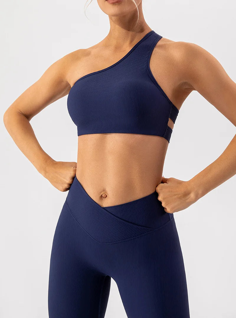 Menya Sculpt Top – Energy and Form