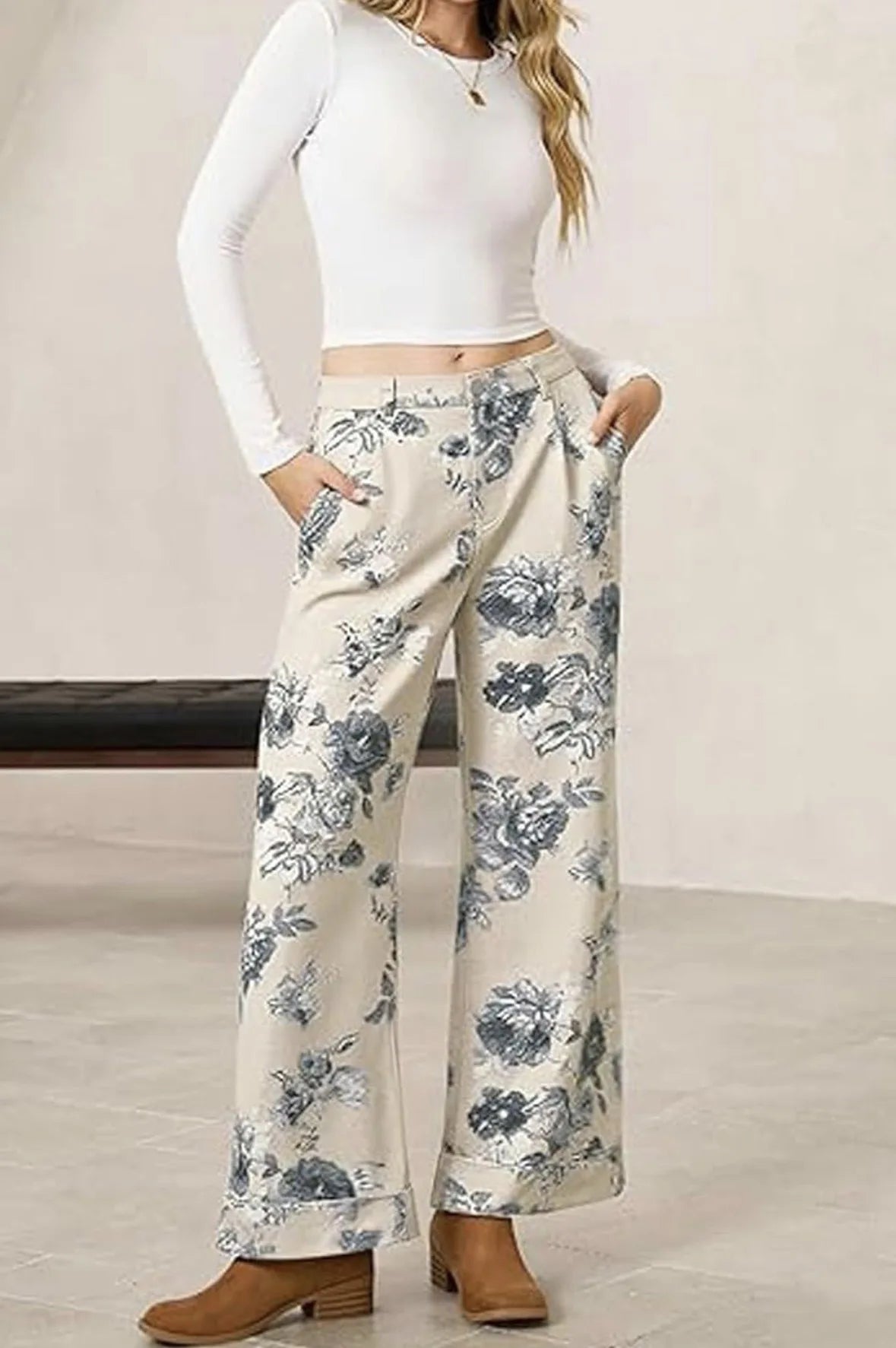 Calças Wide Leg Florais Prana Denim branco