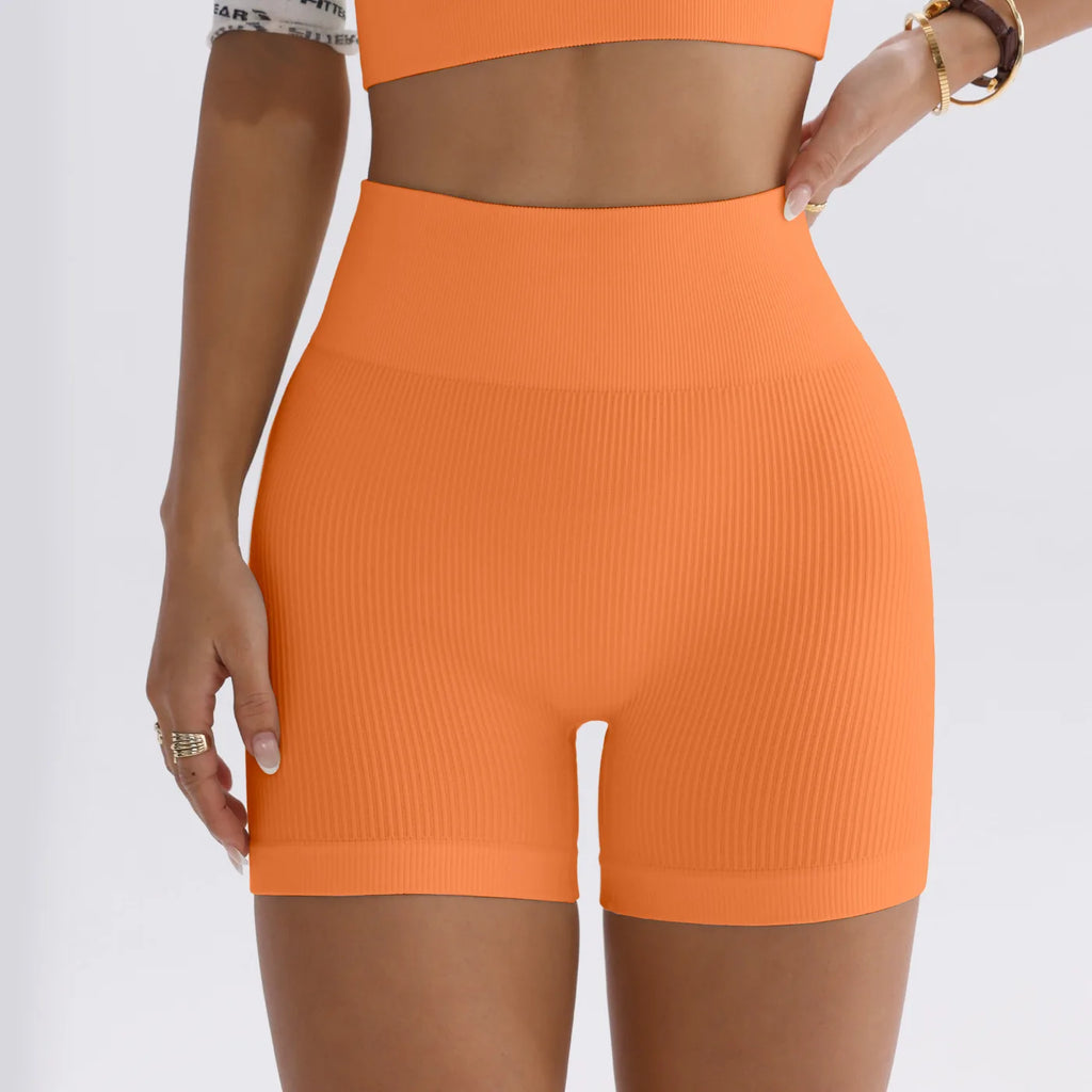 Ribbed Sculpt Shorts – Calções de Yoga de Cintura Alta para Movimento Consciente