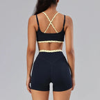 Lila Dot conjunto de yoga detalhe do design
