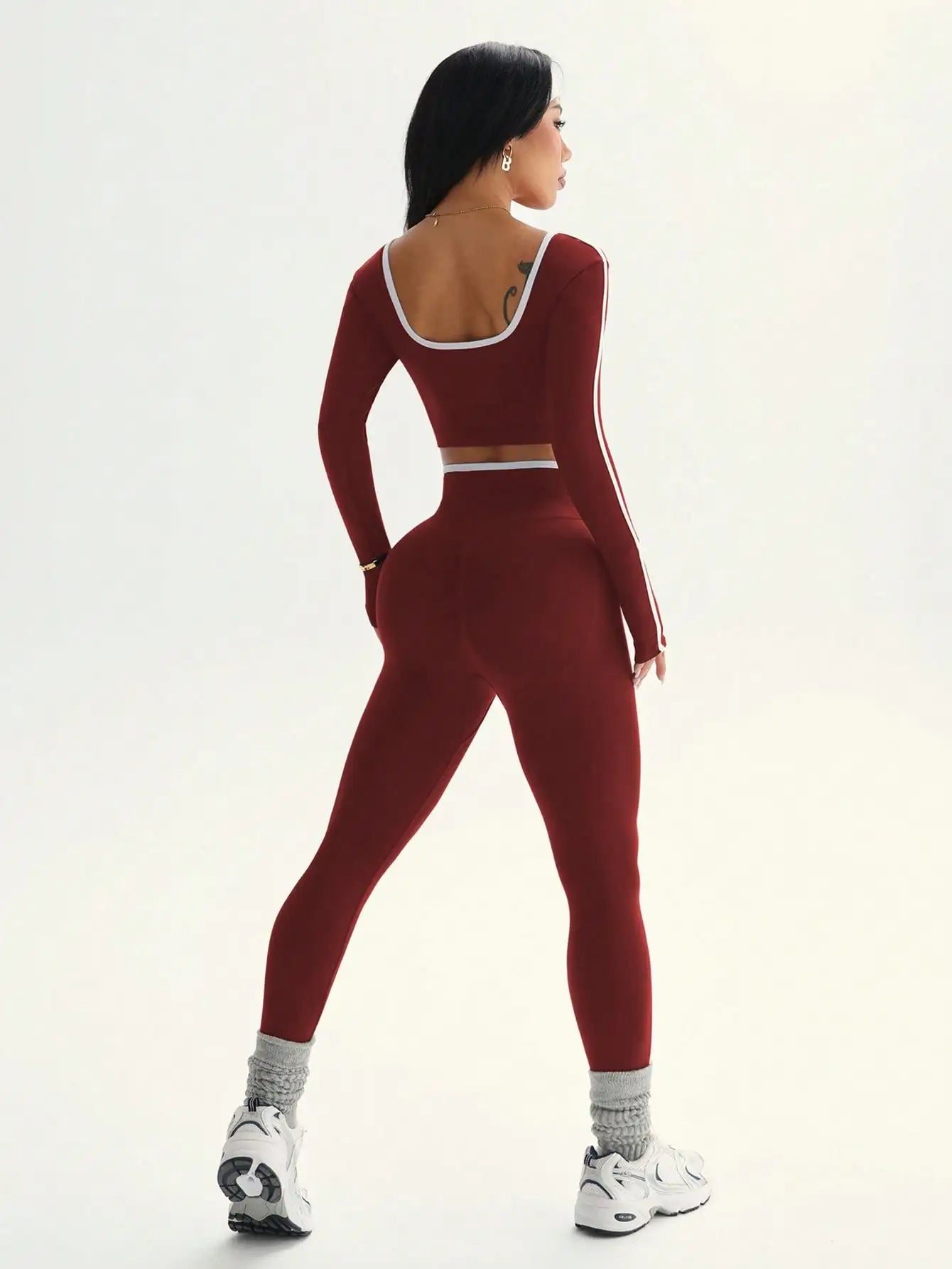 Presence Set – Dressing the Body, Honoring the Movement