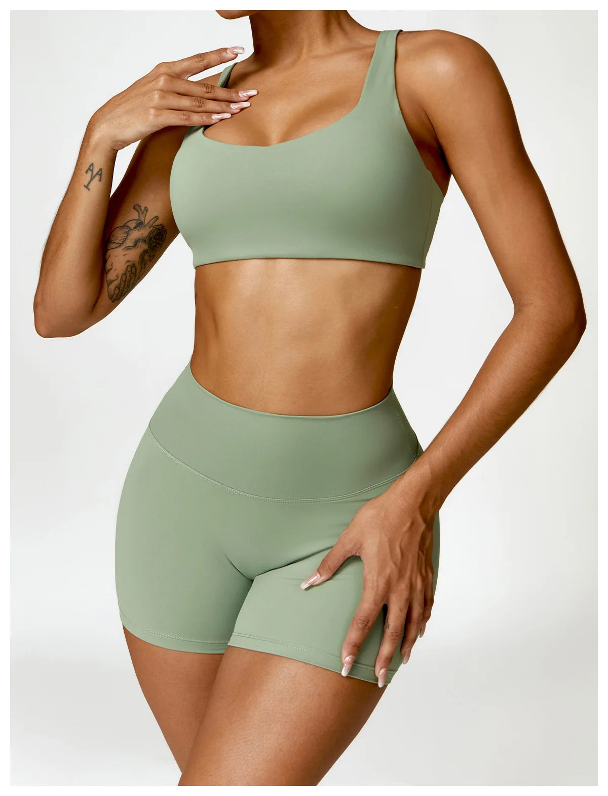NirvaFit – Pantalones de Yoga Slim para Energía y Estilo Natural
