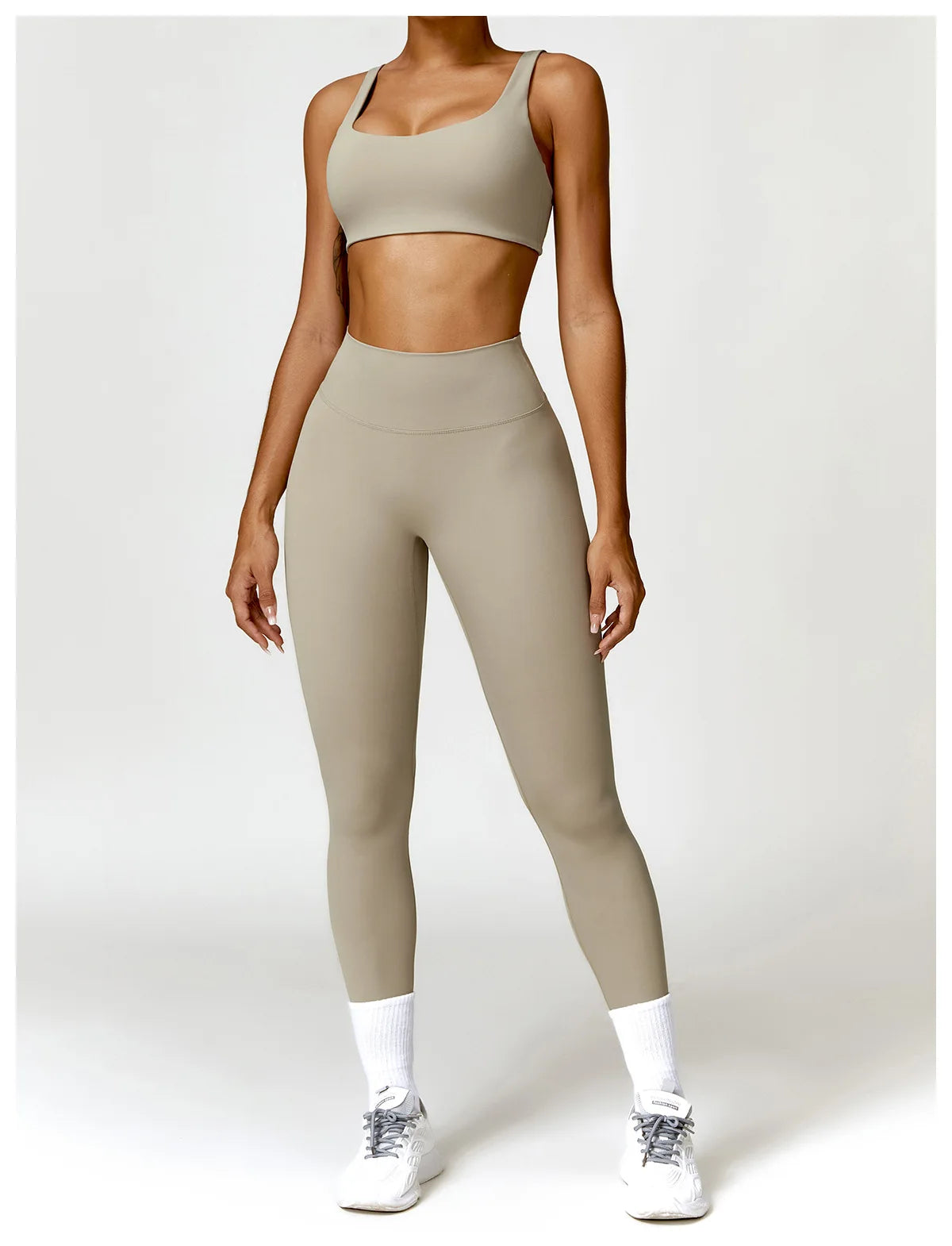 NirvaFit – Pantalones de Yoga Slim para Energía y Estilo Natural