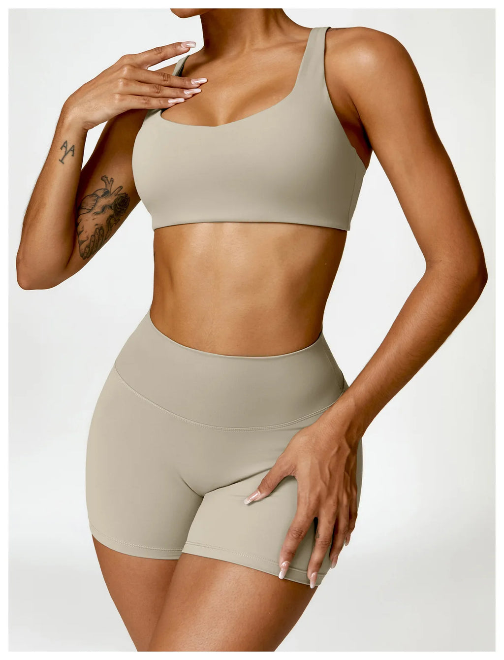 NirvaFit – Pantalones de Yoga Slim para Energía y Estilo Natural