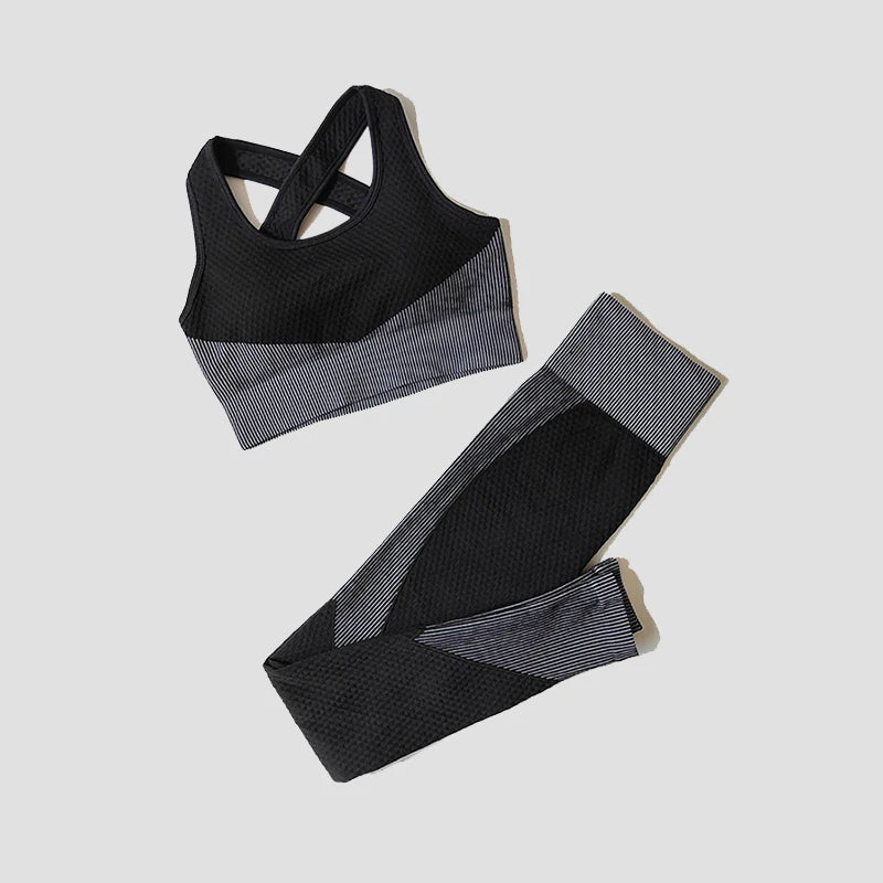 Eternal Flow Set – Seamless Yoga Set 2/3 Pieces 