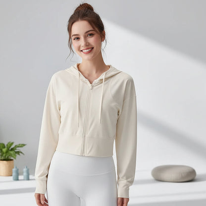 Nira Jacket – Silence in Motion