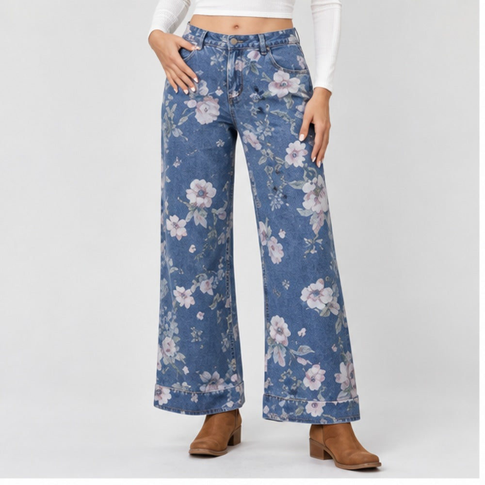 Calças Wide Leg Florais Prana Denim azul em estúdio