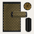 Tapete de acupressão Kamala preto com flores douradas, almofada e saco