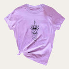 Padma Luna – T-shirt com Estampado de Flor de Lótus Celestial, cor roxo
