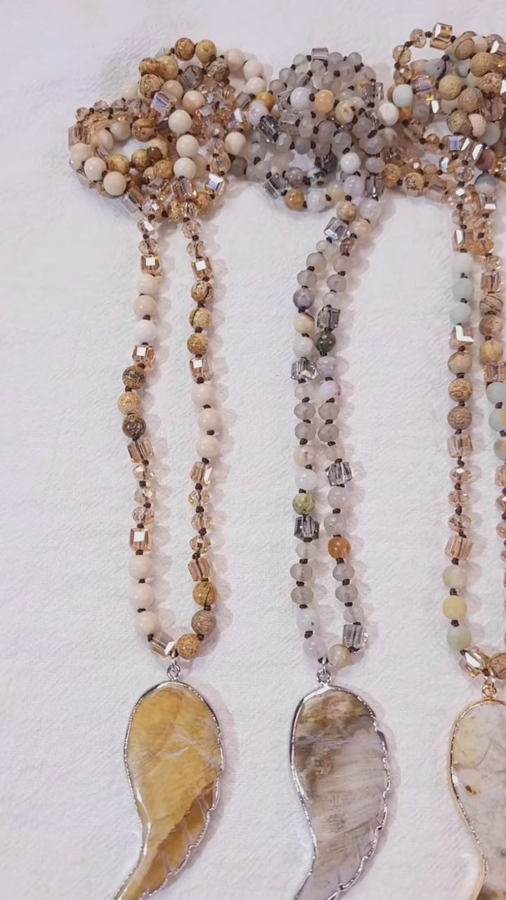 Ayla Wing Necklace – Proteção e Liberdade